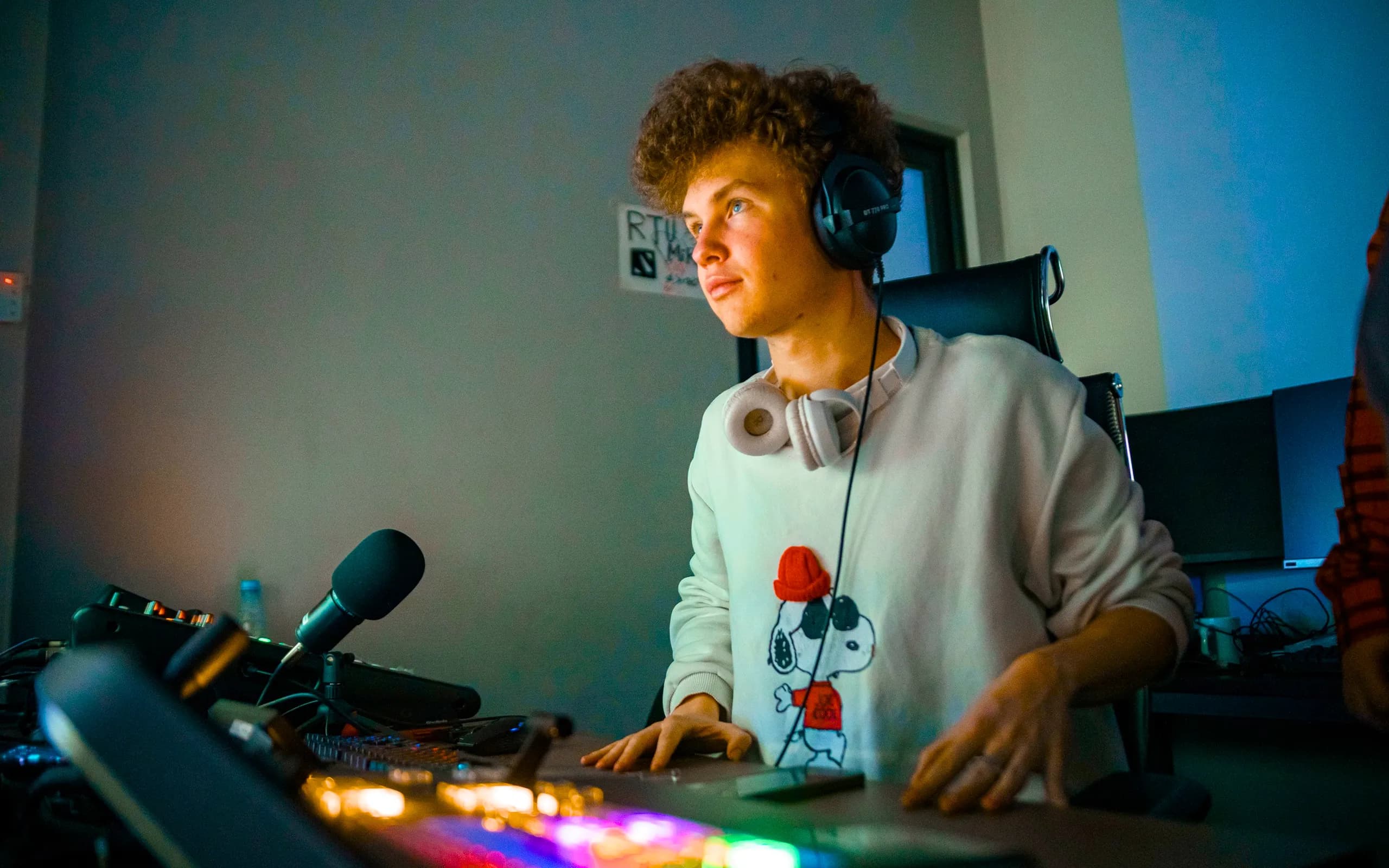 Корпус И, 1 этаж, «Киберзона», студия трансляций