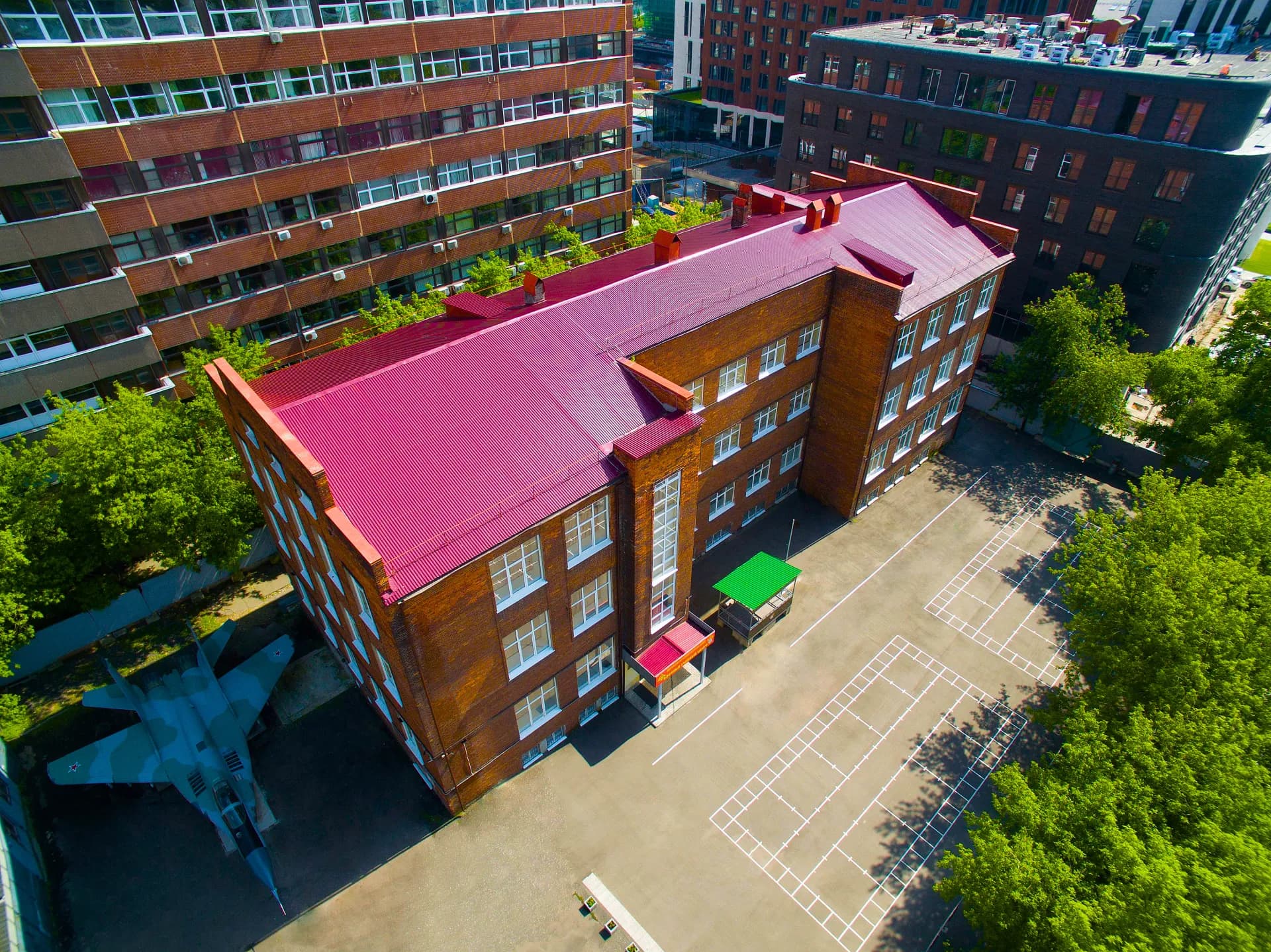 Военный учебный центр в кампусе на улице Усачёва